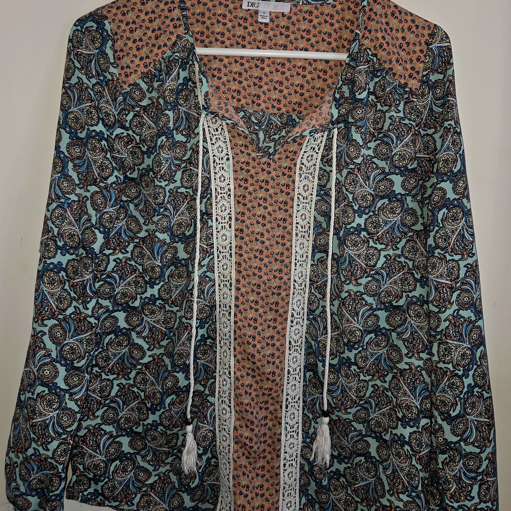 DR2 Women's Blue & Rust Paisley Lace-Trim Peasant Blouse